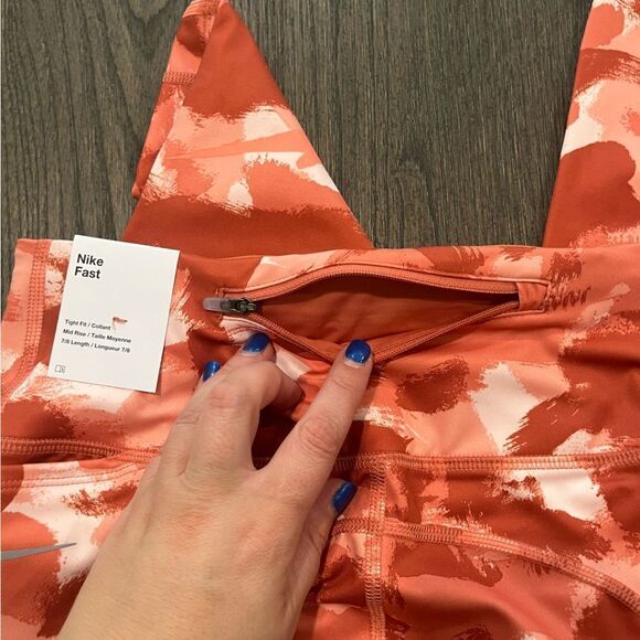 NWT Nike Dri-FIT Fast Mid-Rise 7/8-Length Printed Leggings - Size S - Picture 11 of 11